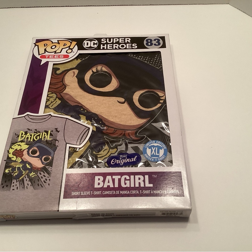 Funko Pop! DC Super Heroes Batgirl T-Shirt XL